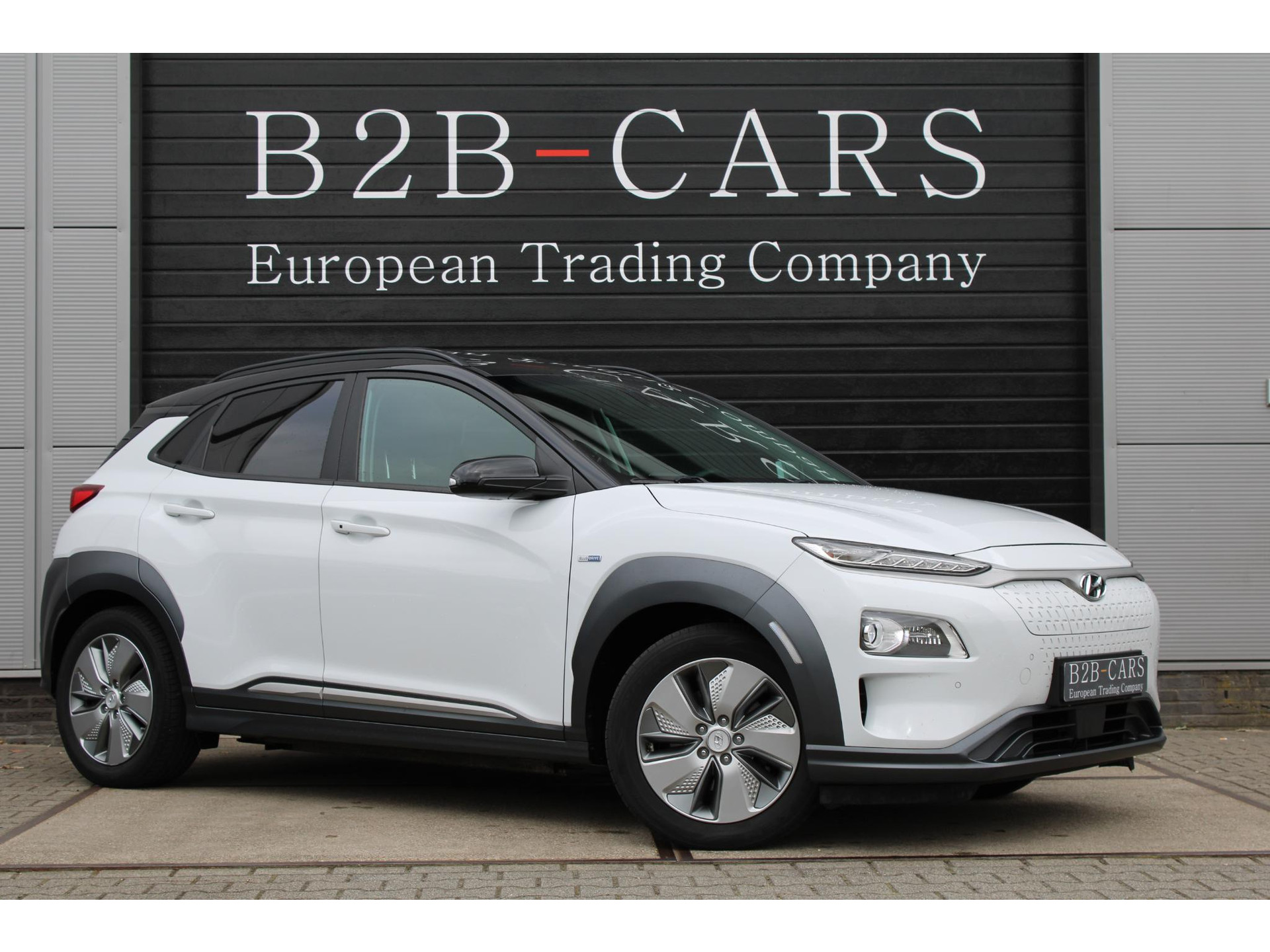 Hyundai Kona EV Premium 64 kWh 46295837-0.jpg | B2B-CARS
