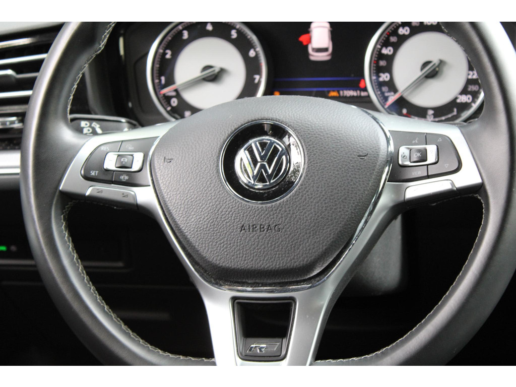 Volkswagen Touareg 3.0 TSI R-Line 54786135-15.jpg | B2B-CARS
